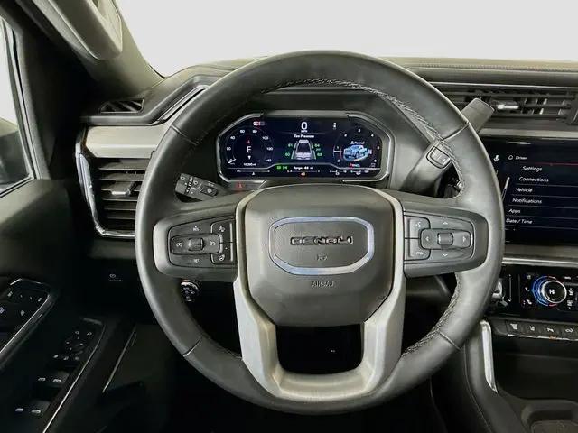 2024 GMC Sierra 2500HD 4WD Crew Cab Standard Bed Denali