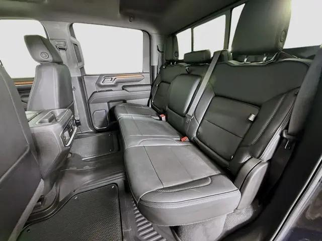 2024 GMC Sierra 2500HD 4WD Crew Cab Standard Bed Denali