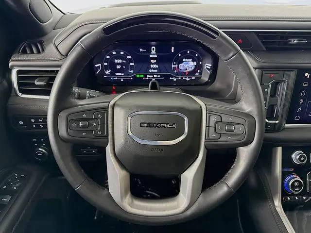 2024 GMC Yukon 4WD Denali