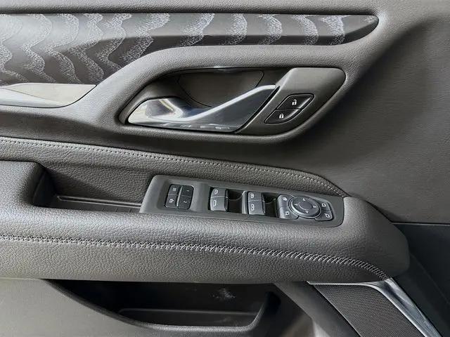 2024 GMC Yukon 4WD Denali