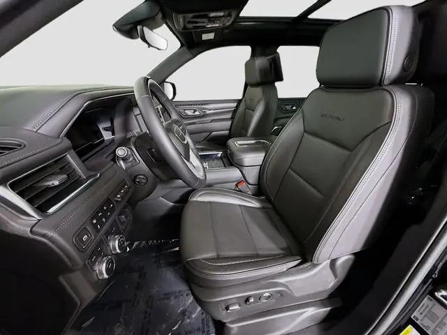 2024 GMC Yukon 4WD Denali
