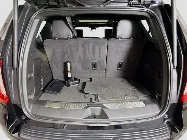 2024 GMC Yukon 4WD Denali