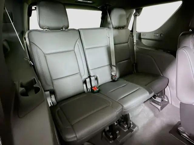 2024 GMC Yukon 4WD Denali