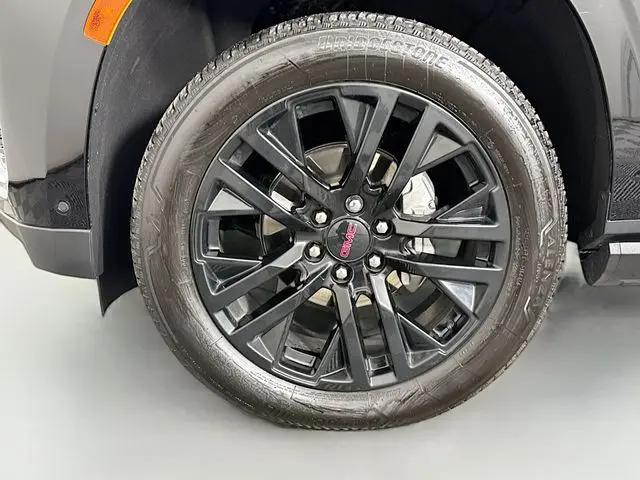 2024 GMC Yukon 4WD Denali
