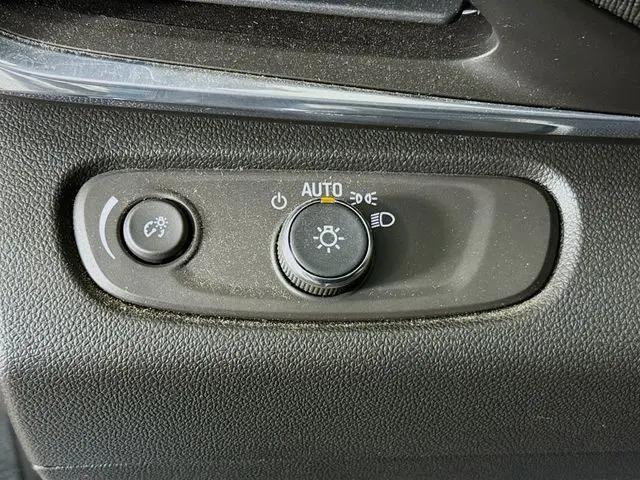 2024 Buick NV Preferred FWD