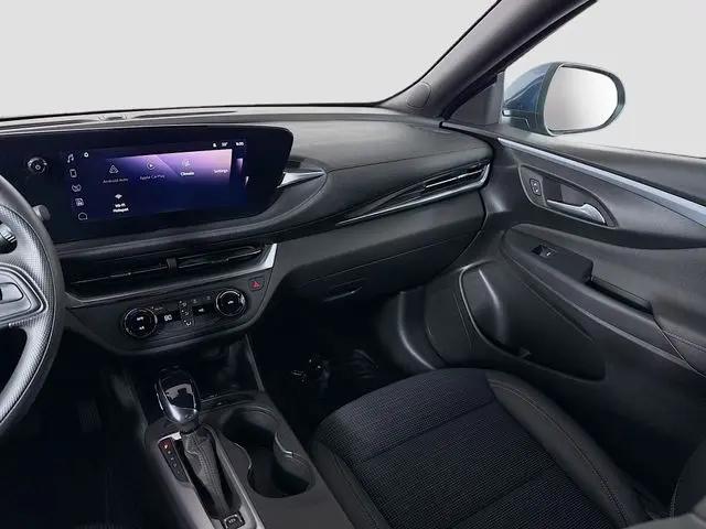 2024 Buick NV Preferred FWD