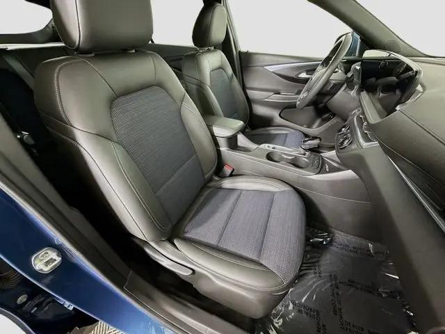 2024 Buick NV Preferred FWD