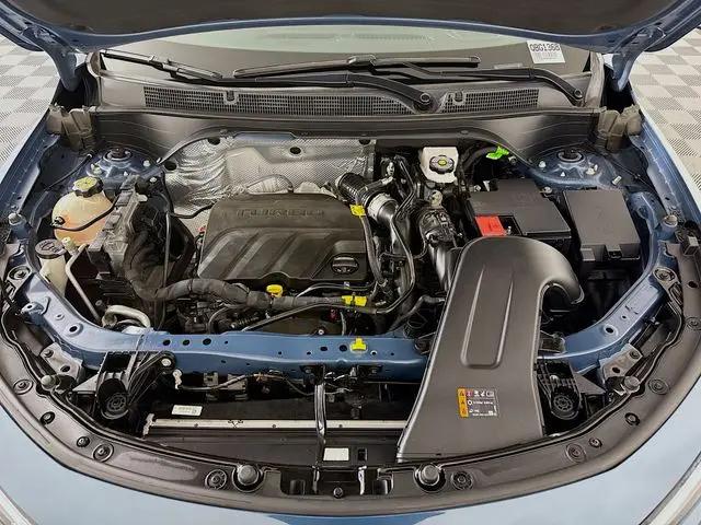 2024 Buick NV Preferred FWD