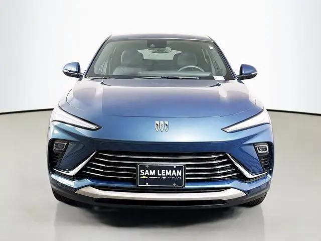 2024 Buick NV Preferred FWD