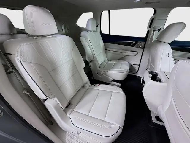 2025 Buick Enclave Avenir FWD
