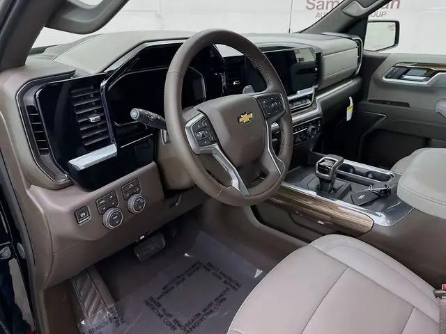 2026 Chevrolet Silverado 1500 4WD Crew Cab Standard Bed LT