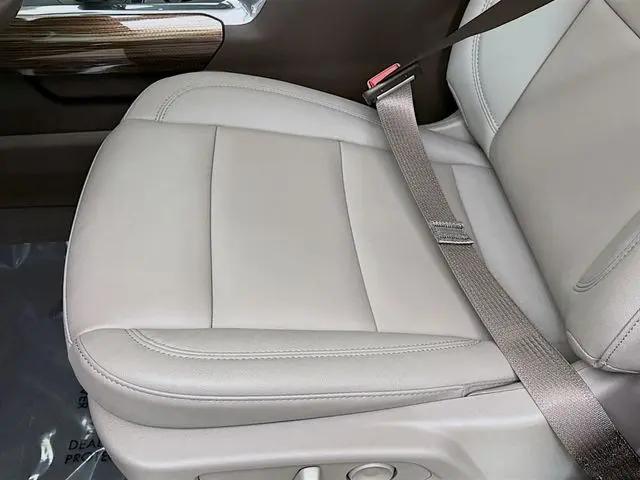 2026 Chevrolet Silverado 1500 4WD Crew Cab Standard Bed LT