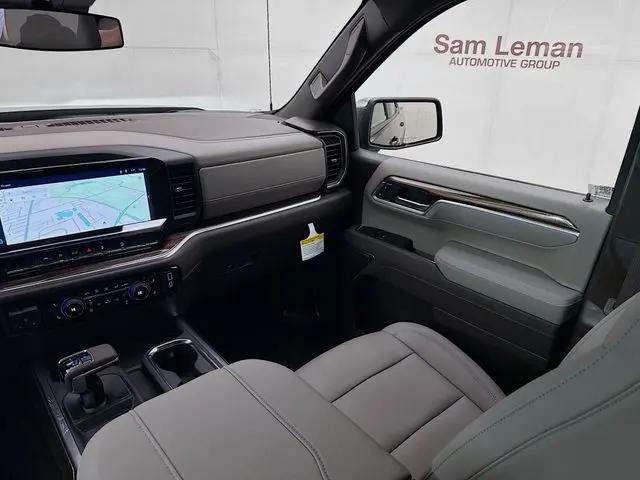 2026 Chevrolet Silverado 1500 4WD Crew Cab Standard Bed LT