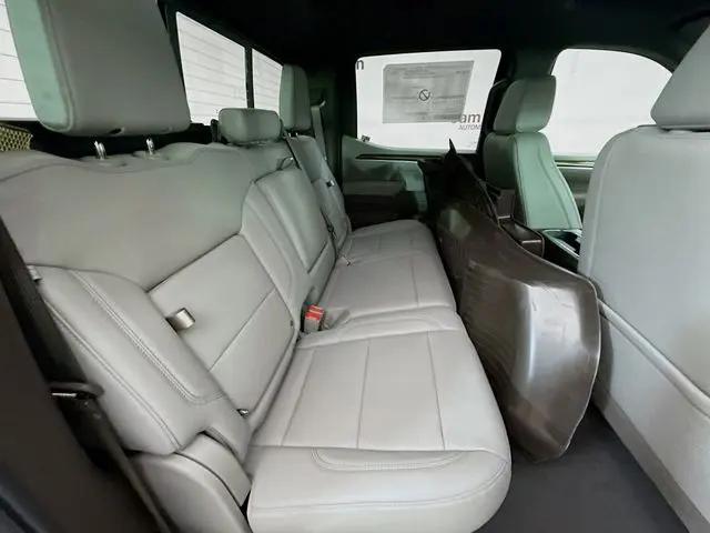 2026 Chevrolet Silverado 1500 4WD Crew Cab Standard Bed LT