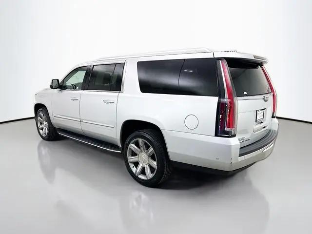 2017 Cadillac Escalade ESV Luxury