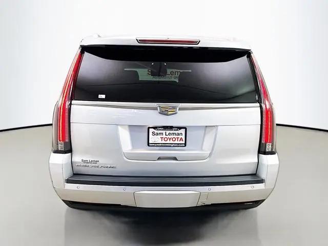 2017 Cadillac Escalade ESV Luxury