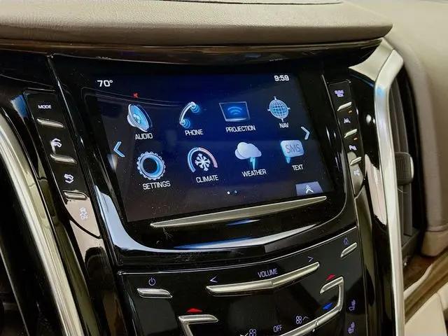 2017 Cadillac Escalade ESV Luxury