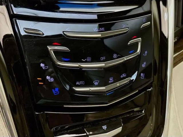 2017 Cadillac Escalade ESV Luxury