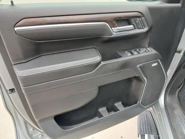 2023 GMC Sierra 1500 4WD Crew Cab Standard Box SLT