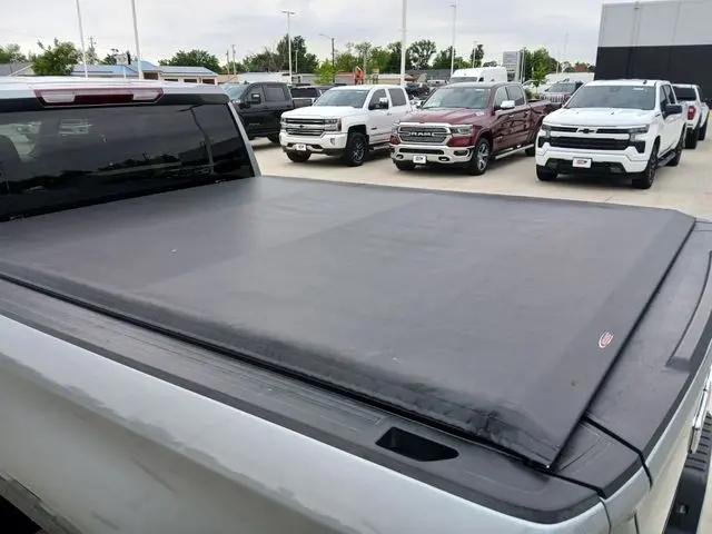 2023 GMC Sierra 1500 4WD Crew Cab Standard Box SLT