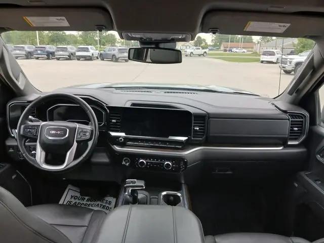 2023 GMC Sierra 1500 4WD Crew Cab Standard Box SLT