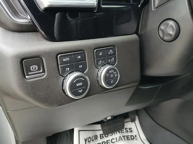 2023 GMC Sierra 1500 4WD Crew Cab Standard Box SLT