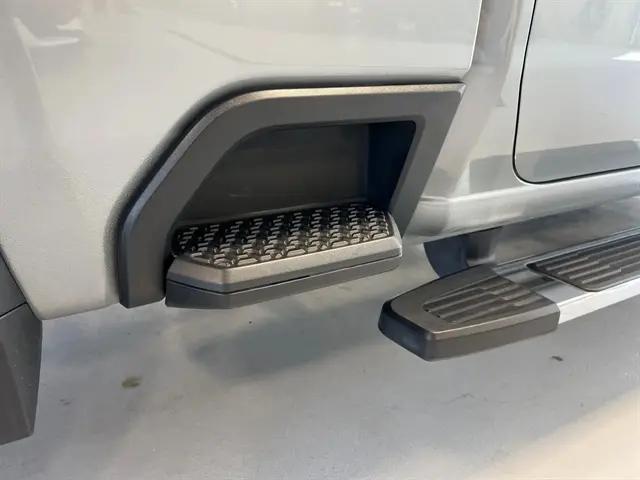2024 Chevrolet Silverado 2500HD 4WD Crew Cab Standard Bed LTZ