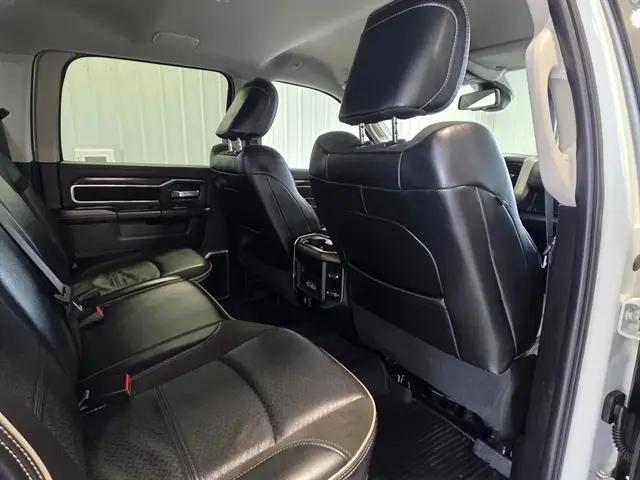 2023 Ram 3500 Laramie Crew Cab 4x4 6'4" Box