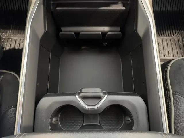 2022 Ram 1500 Laramie Crew Cab 4x4 5'7" Box