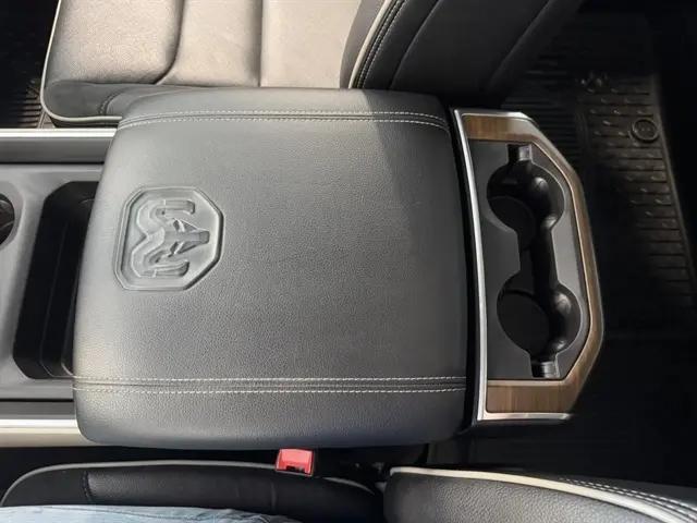 2022 Ram 1500 Laramie Crew Cab 4x4 5'7" Box