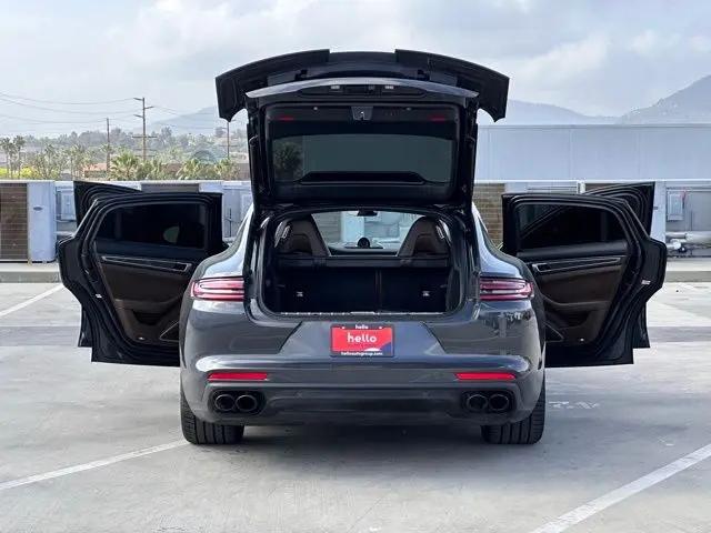 2017 Porsche Panamera Turbo