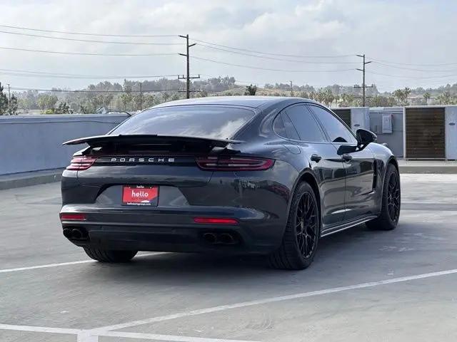 2017 Porsche Panamera Turbo