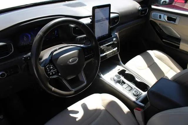 2021 Ford Explorer Platinum