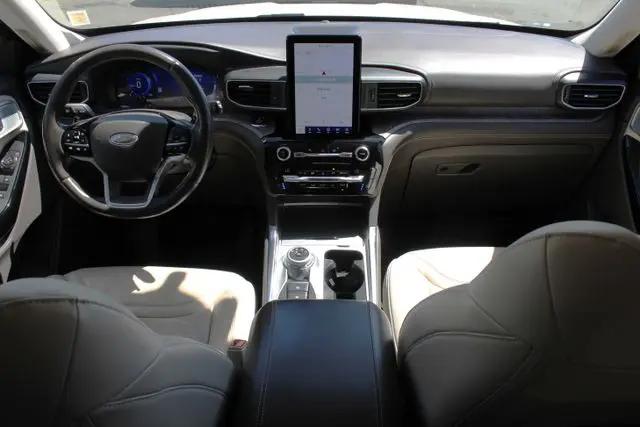 2021 Ford Explorer Platinum