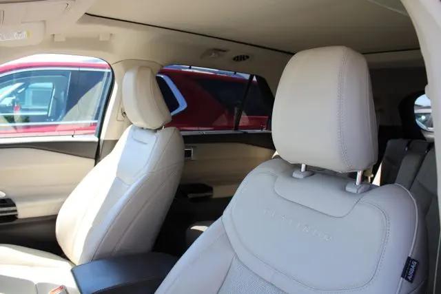 2021 Ford Explorer Platinum