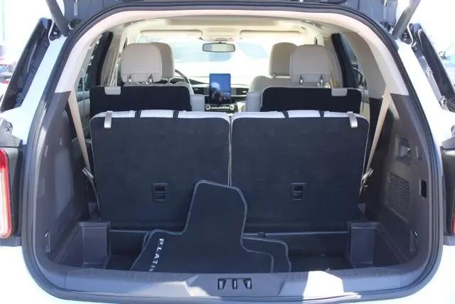 2021 Ford Explorer Platinum