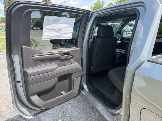 2026 Chevrolet Silverado 1500 4WD Crew Cab Standard Bed LT Trail Boss