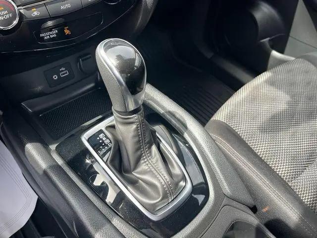 2022 Nissan Rogue Sport SV AWD Xtronic CVT