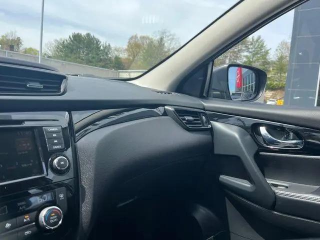2022 Nissan Rogue Sport SV AWD Xtronic CVT