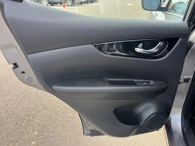 2022 Nissan Rogue Sport SV AWD Xtronic CVT