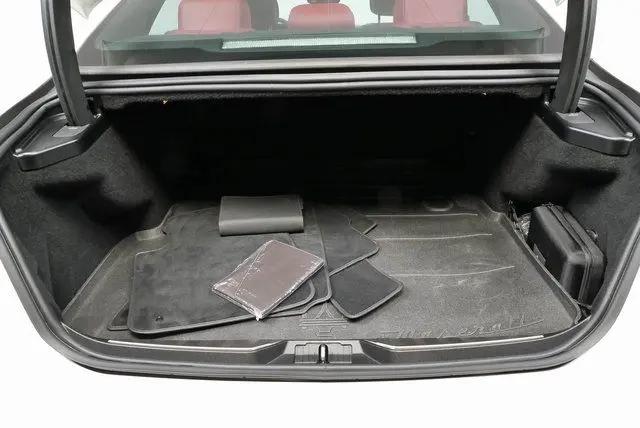 2022 Maserati Quattroporte Modena