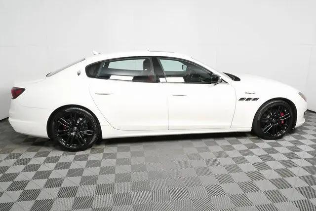 2022 Maserati Quattroporte Modena
