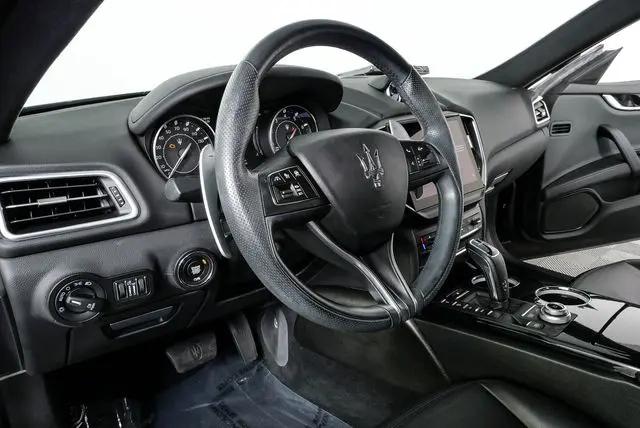 2023 Maserati Ghibli Modena