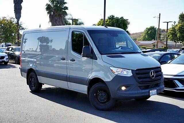2024 Mercedes-Benz Sprinter 2500 Standard Roof 4-Cyl Diesel HO