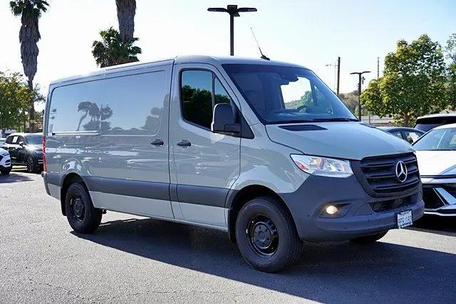 2024 Mercedes-Benz Sprinter 2500 Standard Roof 4-Cyl Diesel HO