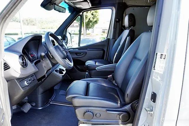 2024 Mercedes-Benz Sprinter 2500 Standard Roof 4-Cyl Diesel HO