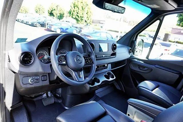 2024 Mercedes-Benz Sprinter 2500 Standard Roof 4-Cyl Diesel HO