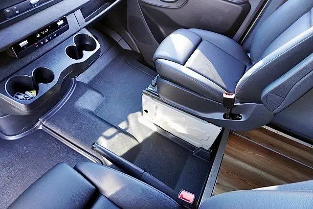 2024 Mercedes-Benz Sprinter 2500 Standard Roof 4-Cyl Diesel HO