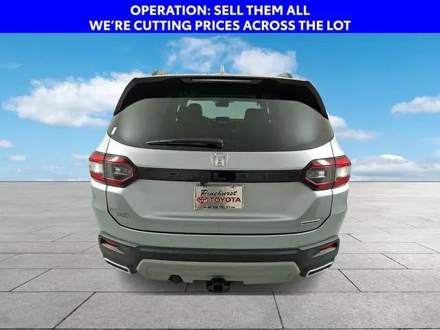 2025 Honda Pilot Touring
