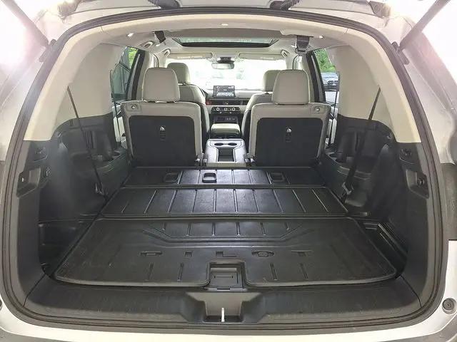 2025 Honda Pilot Touring